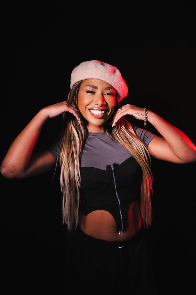 g1 Ouviu #330 – Ebony brinca sobre amadurecimento musical: ‘É só minha moleira fechando’