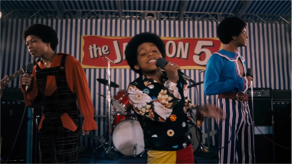 ‘Michael’ emociona com lado musical do Rei do Pop, mas deixa de lado de vida complexa; g1 já viu